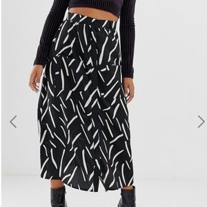 Wednesday's Girl midaxi skirt in abstract stripe